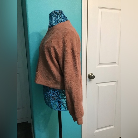 Lululemon Textured Crewneck Pullover - Picture 3 of 5